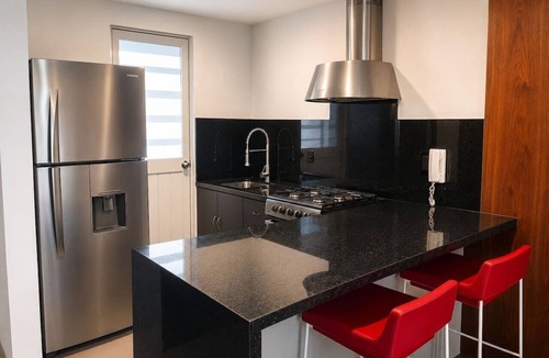 Doctores Apartment | Stylish 2BR near Roma Norte | Views + Parking
