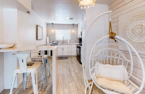 Feldman's Condo | Stylish dog-friendly getaway near downtown with pool, central AC, and fast WiFi