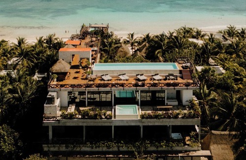 Zona Hotelera Hotel | Stylish Gardenview Suite Surrounded by Jungle & Sea