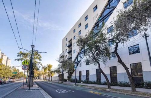 Downtown Mexico City Apartment | Stylish Loft Reforma,Queen, Sofa Bed,Twin