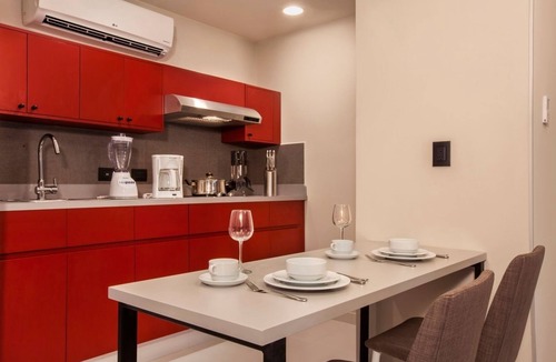 El Tezal Hotel | Stylish Retreat in Cabo – 2 Units Steps to Shopping, Marina & Medano Beach