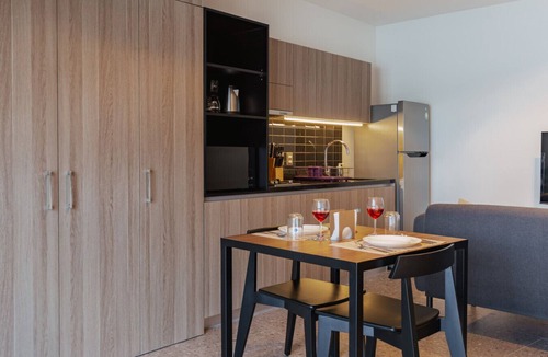 Lomas de Sotelo Apartment | Stylish Studio with Gym and Pool Access