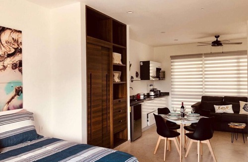 Luis Donaldo Colosio Apartment | Stylish Studio with Rooftop Pool