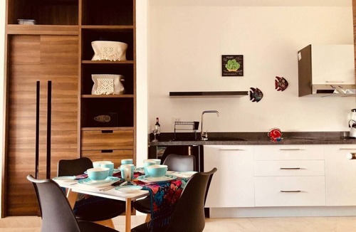 Luis Donaldo Colosio Apartment | Stylish Studio with Rooftop Pool