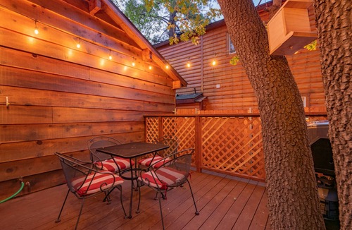 Sugarloaf House | Sugar Pine - Portable A/C, Barbecue, Deck, Barbecue