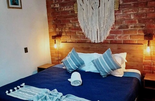 De Mexicanos Hotel | Suites del Barrio Hotel