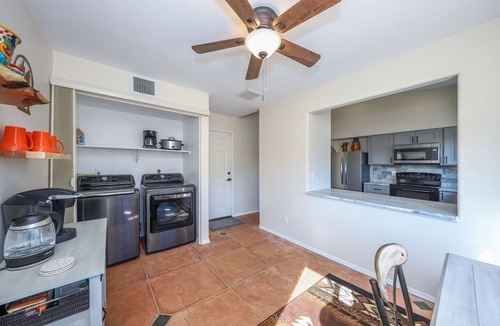 Monte Del Oro House | Summer Oasis | Sparkling Pool & Mountain Views