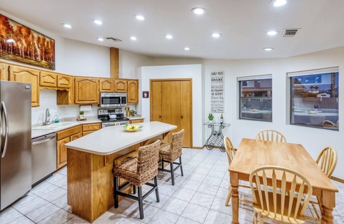 Lake Havasu City House | Summer Ready! Sunrise Lake Escape. 5 Min from the Lake!