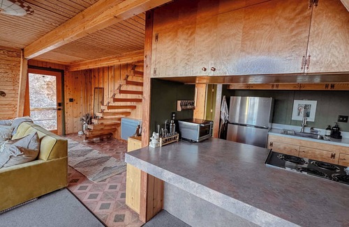 Idyllwild Ski Chalet | Summit Haus Sunset Views & Outdoor Soaking Tub