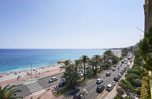 Les Baumettes Apartment | SunlightProperties MARYLAND - 2 bedroom apt with Sea View on Promenade