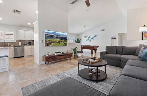 Paradise Valley Village House | Sunny Stay w/Heated Pool & Pool Table — Walkable, Spring Training Close