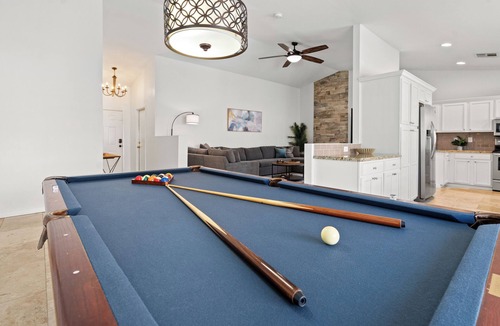 Paradise Valley Village House | Sunny Stay w/Heated Pool & Pool Table — Walkable, Spring Training Close