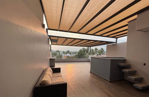 L Apartment | Sunset View Penthouse.