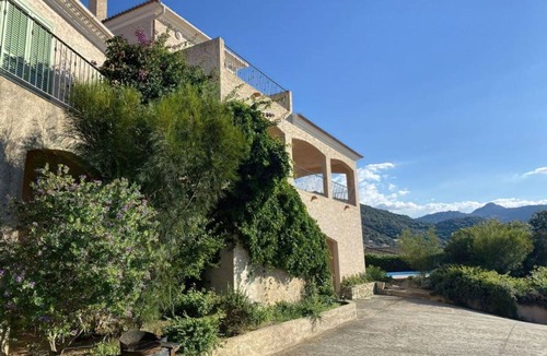 Monticello Villa | Superb villa with sea view and private pool