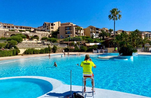 Cap Esterel Apartment | Superbe duplex T3 climatisé avec Terrasse et Solarium, magnifique vue Mer et Golf
