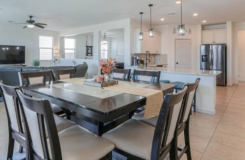 Maricopa House | Swim Up Oasis, Hot Tub, Game Room, 100” TV