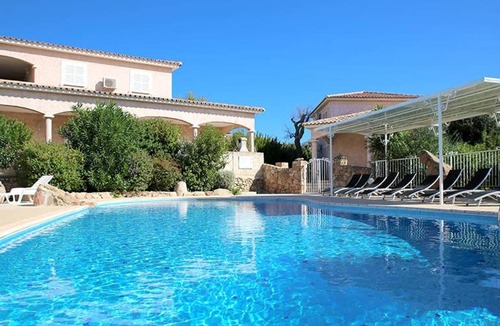 Pinarellu House | TESTA-2 chambres-Piscine en résidence-Plage à pieds