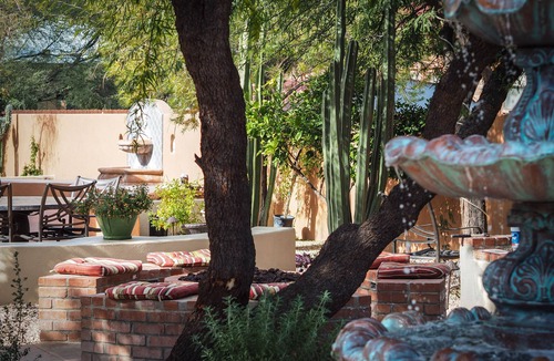 Downtown Tucson Hotel | The 4th Ave Room Located in Downtown Tucson