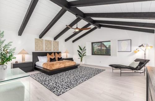 Paradise Valley Village House | The Ace Scottsdale with Pool Hottub & Putting Green