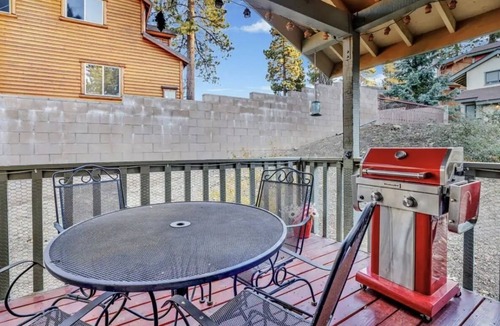 Upper Moonridge Cabin | The Bear Meadows Townhome! Walk to Bear Mountain!