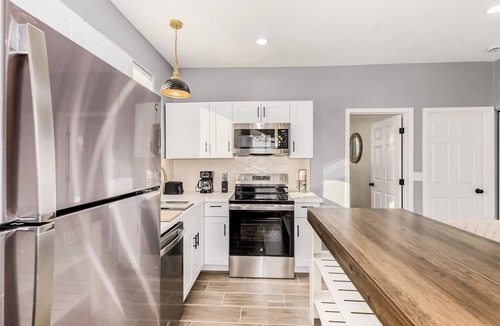 Tucson Apartment | The Carter on San Jose [Modern 2 Bedroom + Office - Sleeps 6 - Near Downtown]