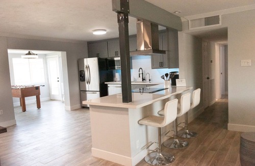 Scottsdale Estates Six House | The Chadwick: Old Town Scottsdale 4/2 with Spa, BBQ, and Pool Table