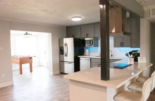 Scottsdale Estates Six House | The Chadwick: Old Town Scottsdale 4/2 with Spa, BBQ, and Pool Table