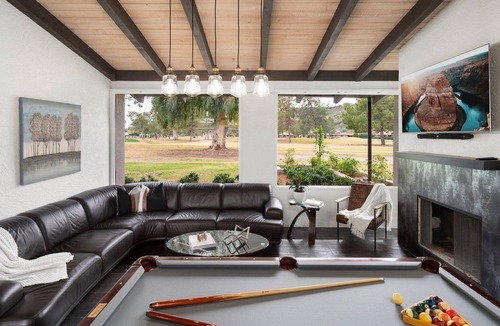 Moon Valley House | The Chateau | On the golf course | Sleeps 10 | Fireplace | Concierge | Outdoor Kitchen