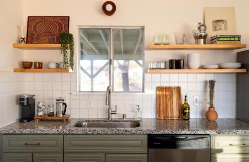 Landers House | The Creosote Cottage A Luxury Desert Escape