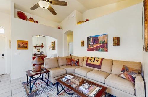 Rancho Vistoso House | The CW Desert Oasis