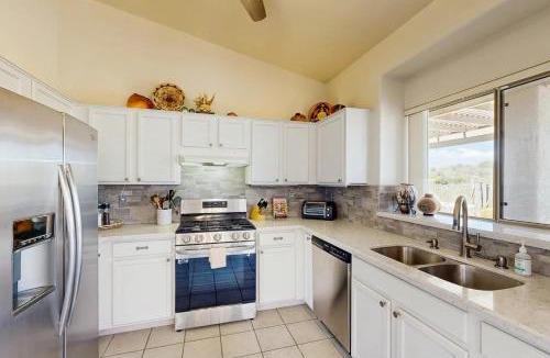 Rancho Vistoso House | The CW Desert Oasis