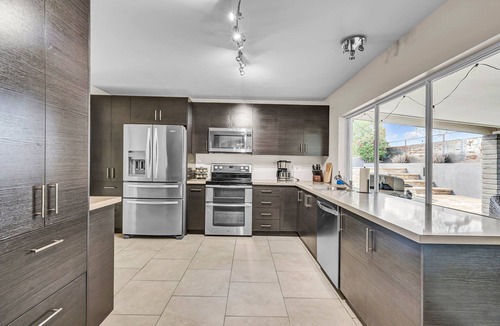 Camelback East House | The Desert Trailhead Retreat Phoenix with Pool