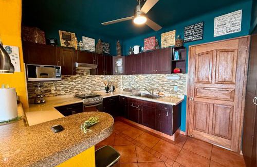 Colonia 5 de Diciembre Villa | The Grand Bayview 5-Level Luxury Villa
