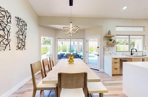 Paradise Park Vista House | The Grand Haven Estate