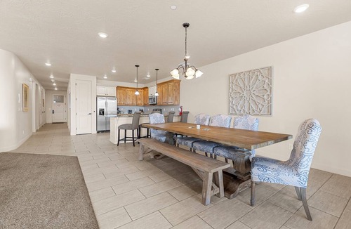 Hurricane Condo | The Grand Suite at Sand Hollow: Golf View + Resort