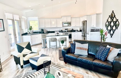 Cottonwood House | The Grape Escape/Luxury Stay/Views/Walk 2 Old Town