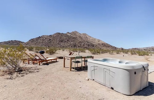 Landers Cabin | The Joshua Tree Goat Mountain Cabin + Hot Tub
