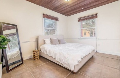 Menlo Park House | The Menlo Park Retreat