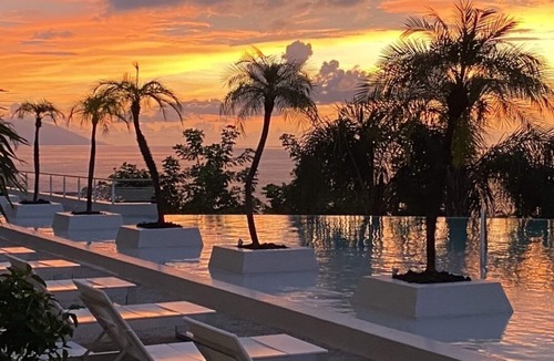 South Shore Hotel Area Condo | The Modern Retreat V Puerto Vallarta