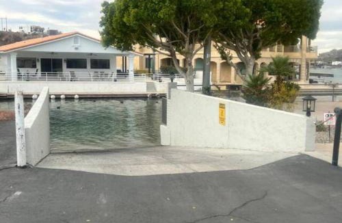 Moovalya Keys House | The Moonlight Express