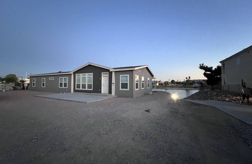 Mohave Valley House | The One More On the water with semi private beach and launch