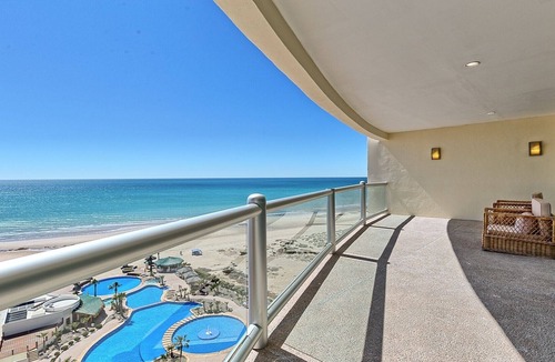 Puerto Penasco Condo | The Perfect Place to Relax, Beachfront with Amazing View