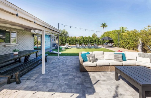 Scottsdale Estates Six House | The Saguaro: Pool, Fire Pit, BBQ & Patio Lounge
