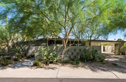 Village Grove House | The Scottsdale Spot: Modern Desert Escape
