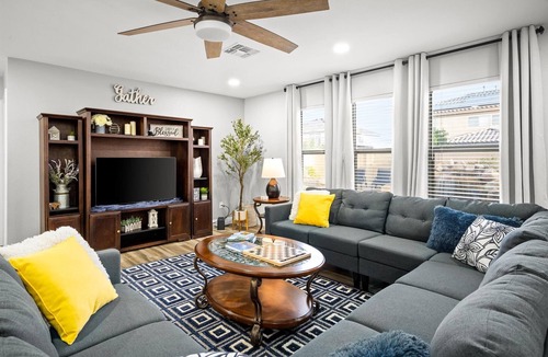 Alta Vista Estates House | The Sunshine House – Heated Pool / Grill