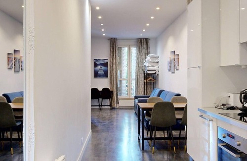 Strasbourg -Saint-Denis Apartment | TheBlueStay 63 - Beautiful A/C Apt in Paris 2