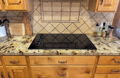 Iron Springs Cabin | Timberline Retreat 12 Guests, 7 Beds, 4 Bath, Pool Table and Outdoor Entert