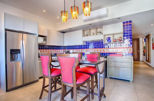 Emiliano Zapata Condo | Top-Floor Penthouse · Walk to Beach · King Bed