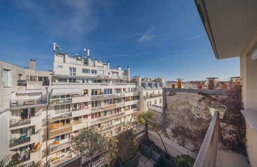 Quartier Saint-Ambroise Apartment | top floor studio between Oberkampf and Canal Saint Martin