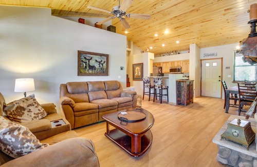 Torreon Cabin | Torreon Retreat | Spacious Deck & Fireplace